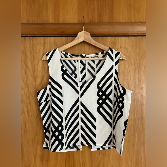 Block Printed Button Back Top by MATTER Prints - NWOT Women’s Medium Black/White - Picture 1 of 15